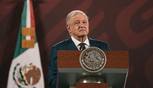 国境の川で２人死亡　メキシコ大統領、移民阻止のブイを「非人道的」と非難