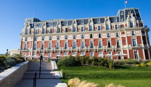 フランス高級ホテルのレストランでいじめ疑惑、ミシュラン星シェフが辞任